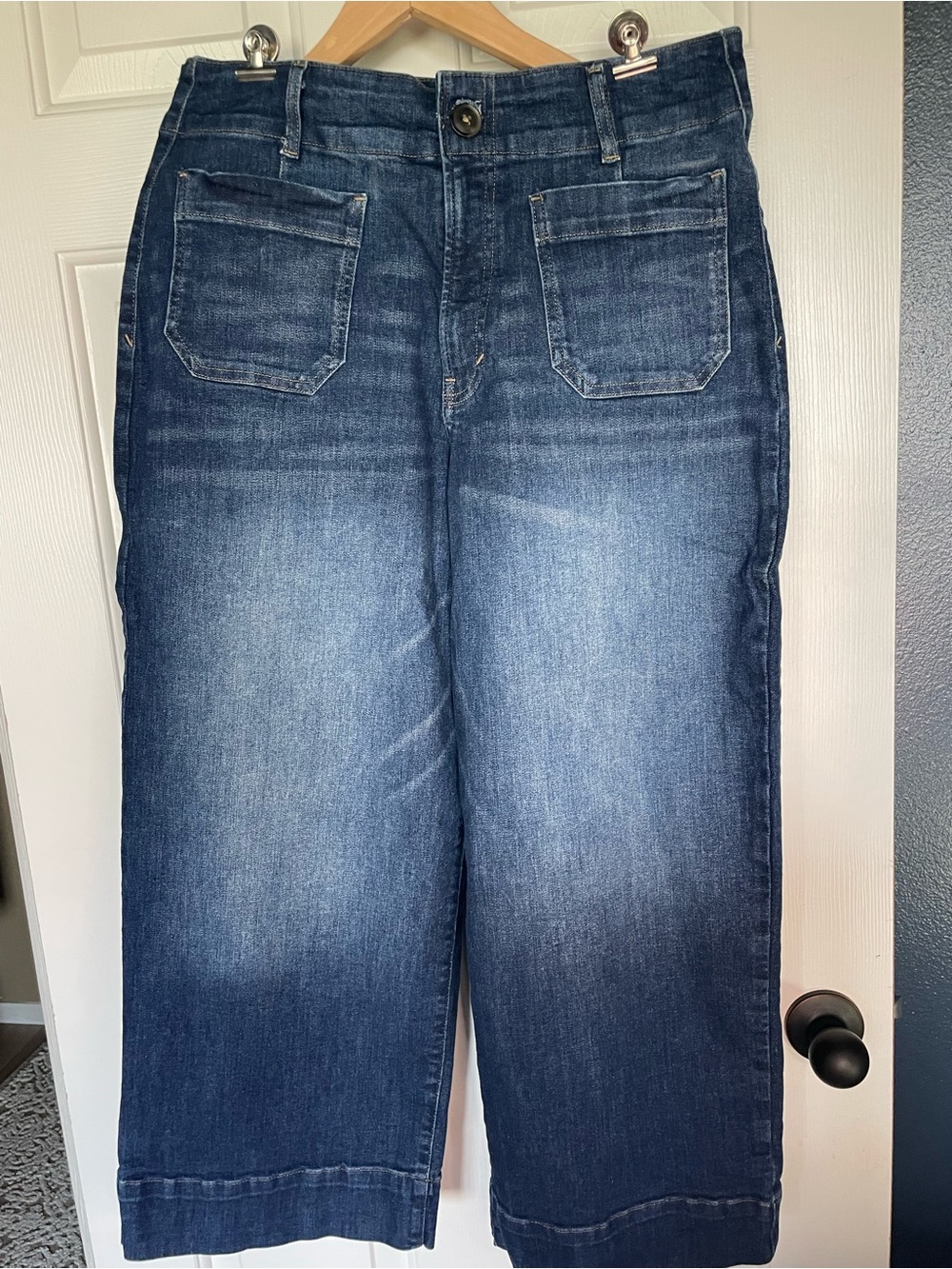 Women’s Dark Blue Wide-Leg ankle jeans